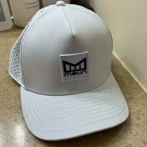 Melin hydro hat